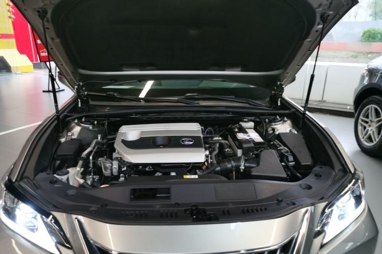 Used Lexus ES 2021 200 Excellence Edition Engine Bay