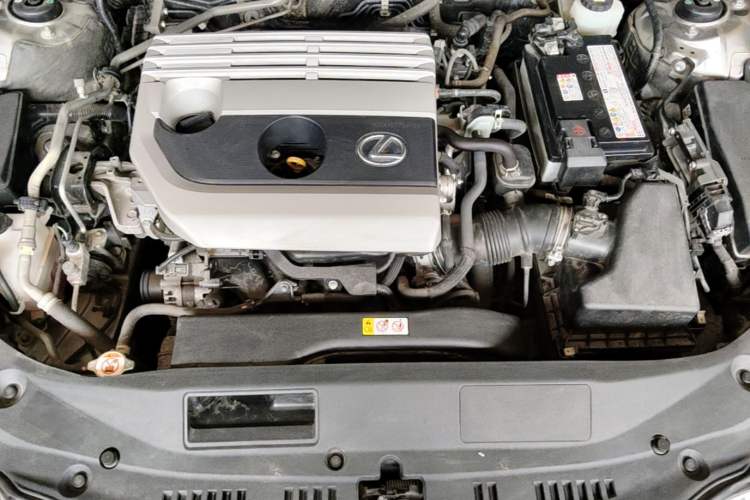 Used Lexus ES 2021 200 Excellence Edition Engine Bay