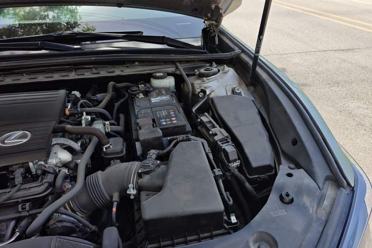 Used Lexus ES 2021 260 F SPORT Engine Bay Left