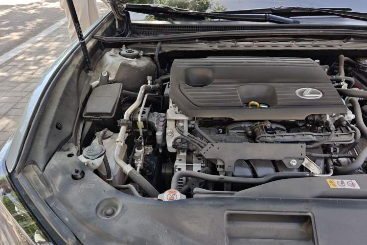 Used Lexus ES 2021 260 F SPORT Engine Bay Right