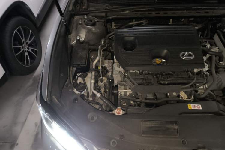 Used Lexus ES 2021 260 Excellence Edition Engine Bay Right
