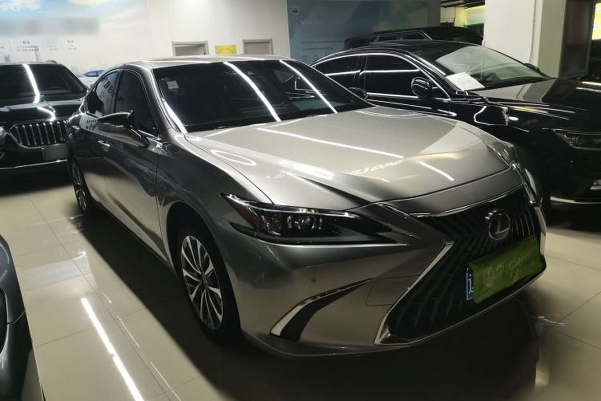 Used Lexus ES 2021 200 Excellence Edition Exterior 1