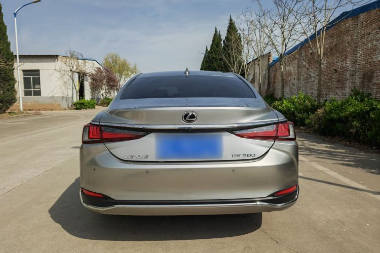 Used Lexus ES 2021 200 Excellence Edition Exterior 4