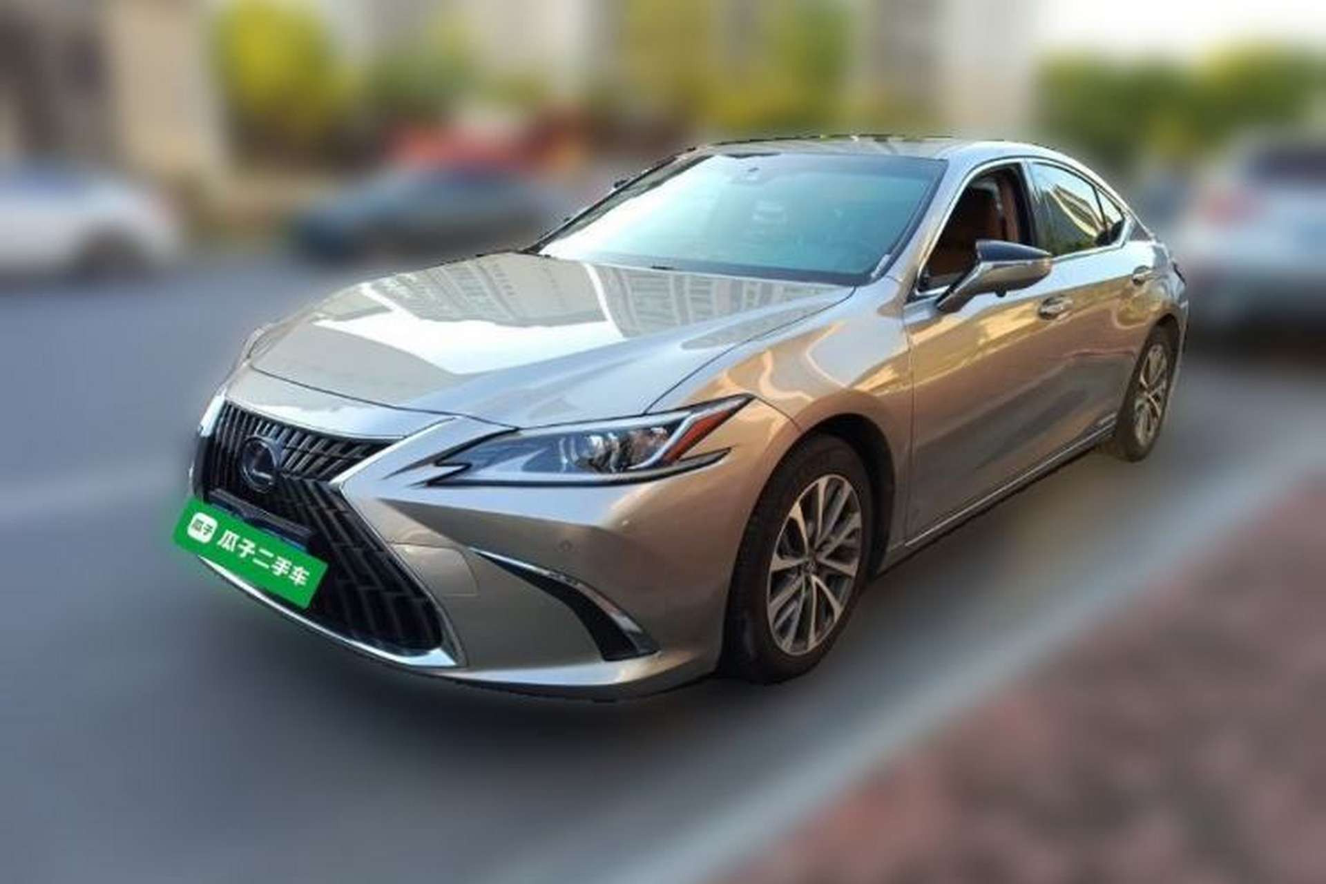 Used Lexus ES 2021 300h Excellence Edition Front Left 45 Deg