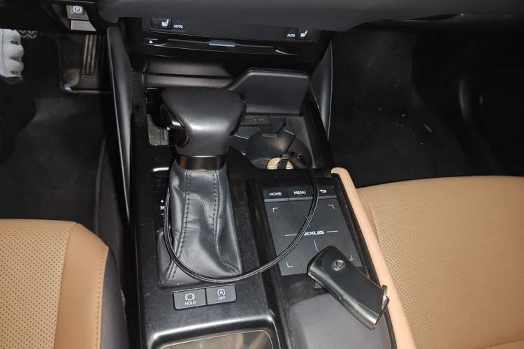 Used Lexus ES 2021 200 Excellence Edition Gear Lever