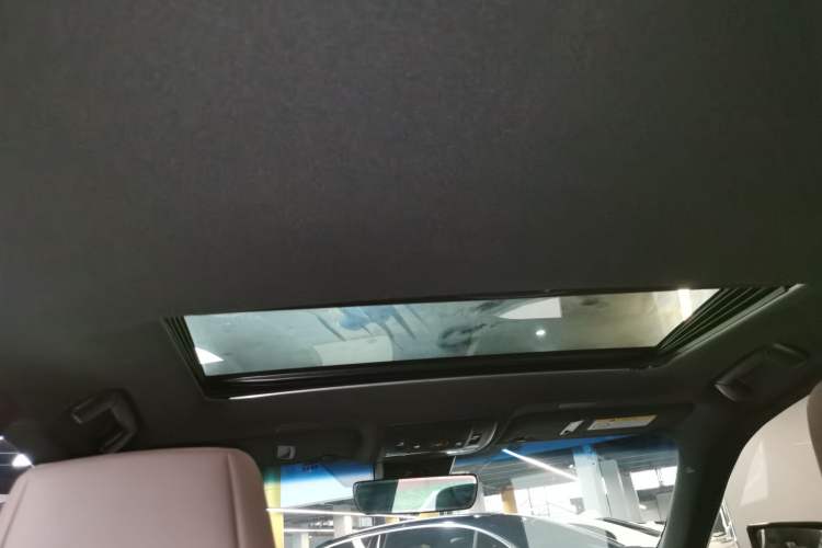 Used Lexus ES 2021 200 Excellence Edition Headliner