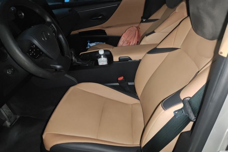 Used Lexus ES 2021 200 Excellence Edition Left Front Seat