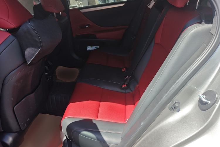 Used Lexus ES 2021 260 F SPORT Left Rear Seat
