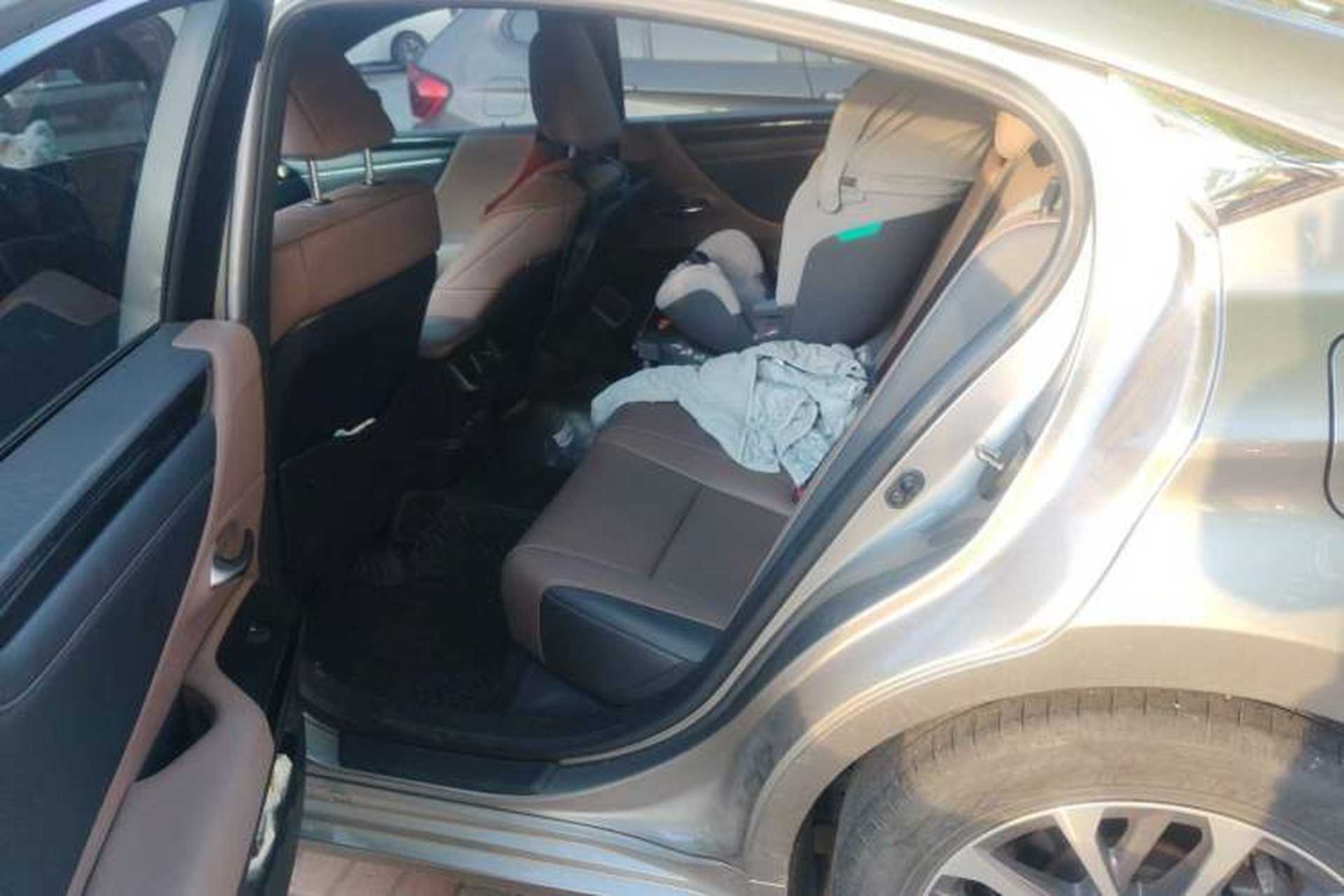 Used Lexus ES 2021 200 Excellence Edition Left Rear Seat
