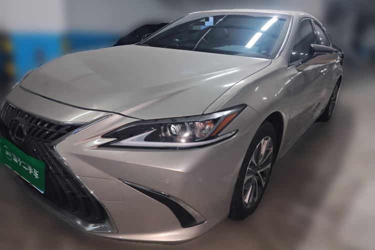 Used Lexus ES 2021 200 Excellence Edition Guazi used car, China used car export, Used car for sale, Used Lexus cars, Cheapest cars for sale