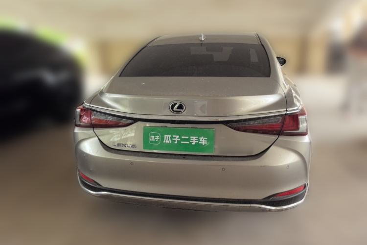 Used Lexus ES 2021 200 Excellence Edition Rear