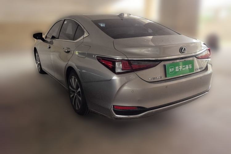 Used Lexus ES 2021 200 Excellence Edition Rear Left 45 Deg