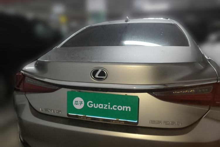 Used Lexus ES 2021 260 Excellence Edition Rear
