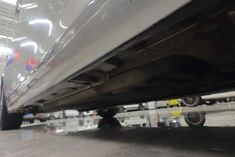 Used Lexus ES 2021 200 Excellence Edition Right Side Sill