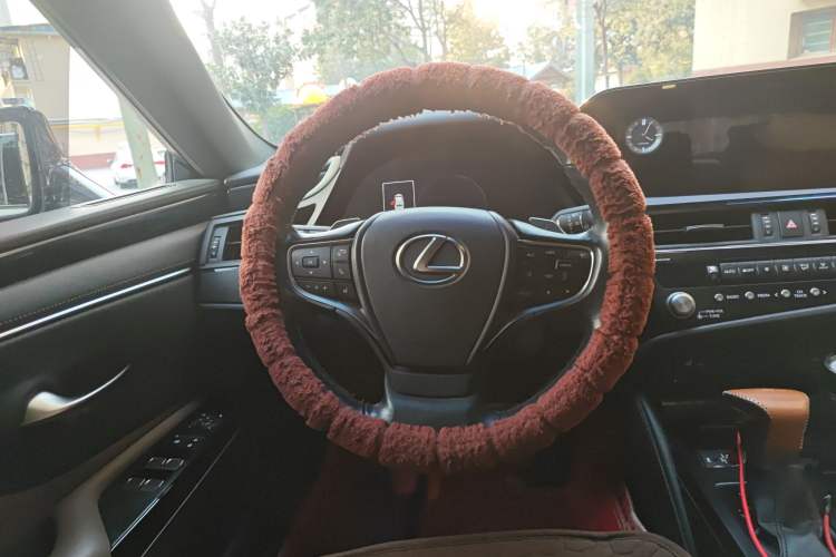 Used Lexus ES 2021 260 Excellence Edition Steering Wheel
