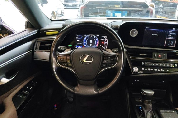 Used Lexus ES 2021 200 Excellence Edition Steering Wheel