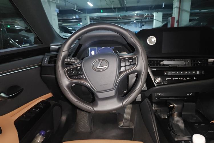 Used Lexus ES 2021 200 Excellence Edition Steering Wheel