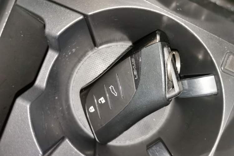 Used Lexus ES 2021 200 Excellence Edition Vehicle Key