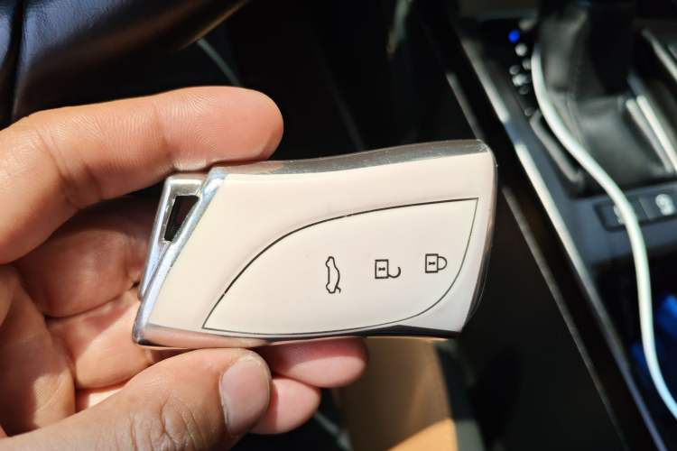 Used Lexus ES 2021 200 Excellence Edition Vehicle Key