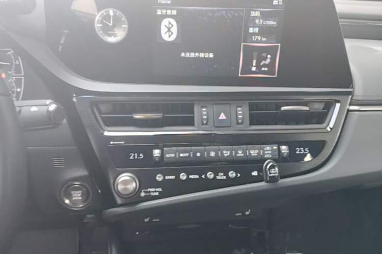 Used Lexus ES 2021 200 Excellence Edition Audio And AC Panel
