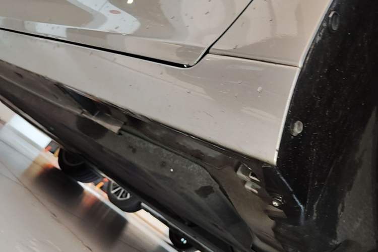 Used Lexus ES 2021 300h Deluxe Edition Chassis Front Right