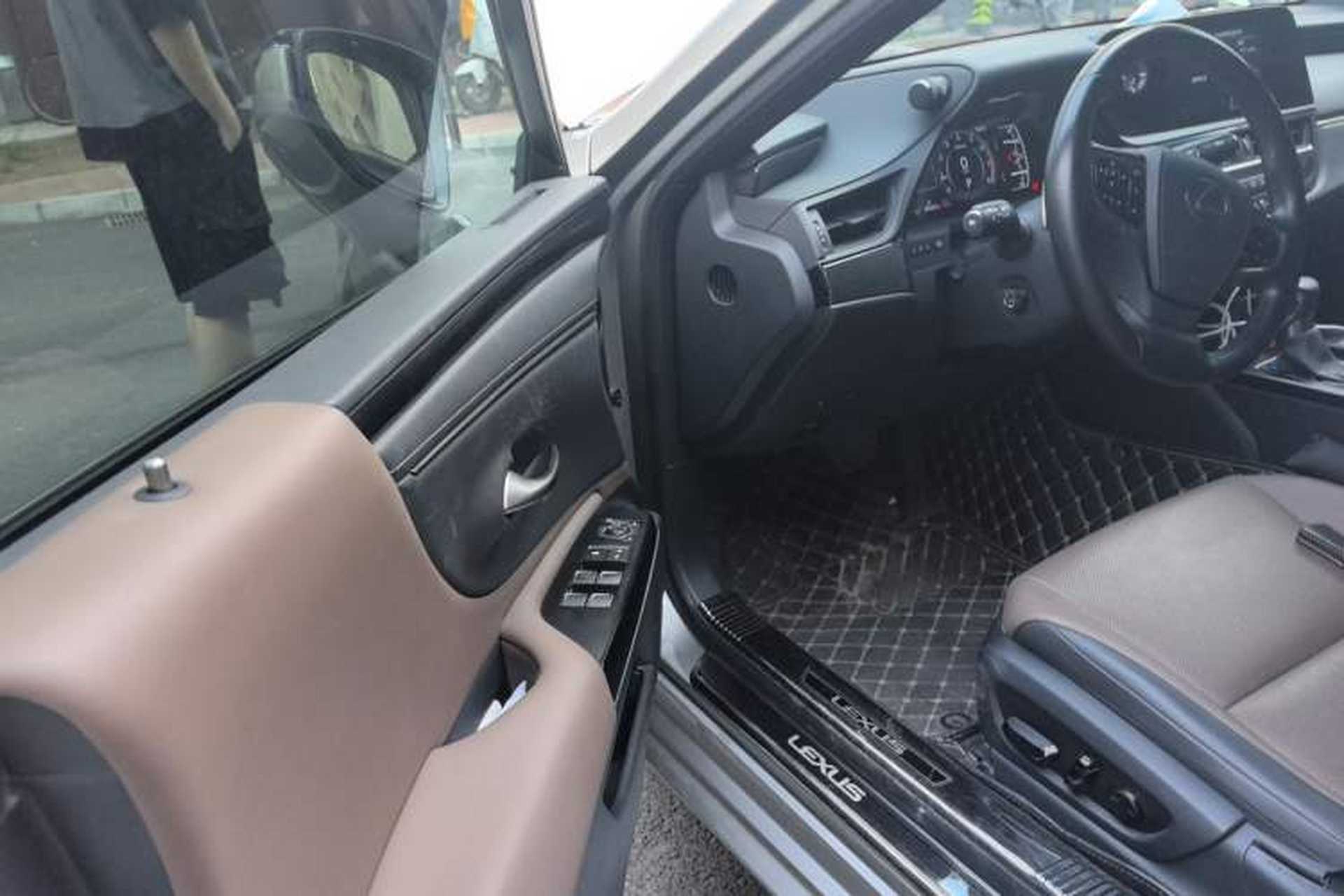 Used Lexus ES 2021 200 Excellence Edition Driver Seat