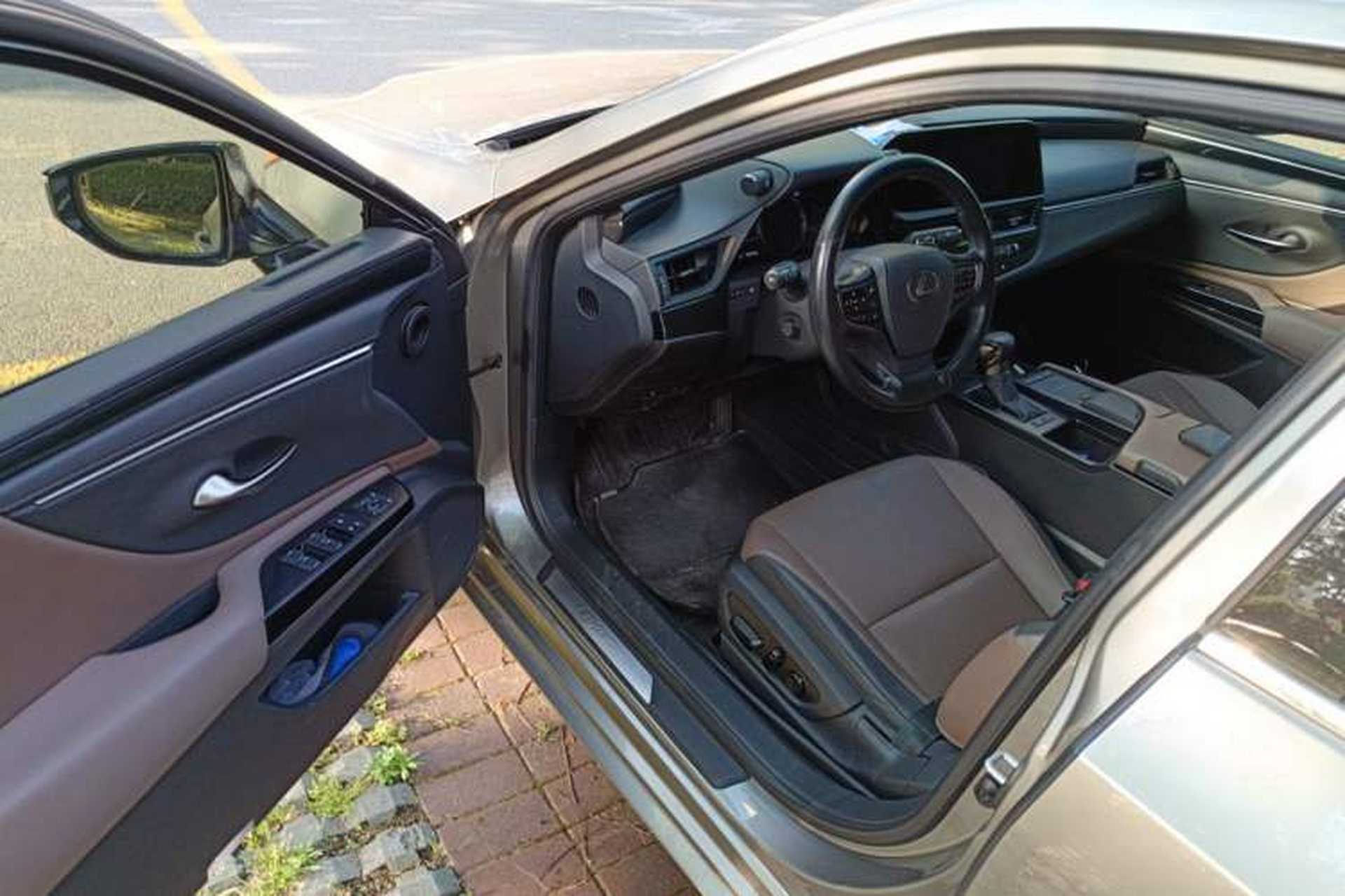 Used Lexus ES 2021 200 Excellence Edition Driver Seat