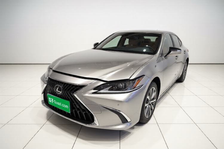 Used Lexus ES 2021 260 Excellence Edition Guazi used car, China used car export, Used car for sale, Used Lexus cars, Cheapest cars for sale