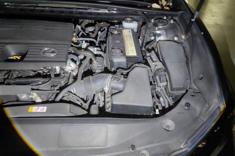 Used Lexus ES 2021 260 F SPORT Engine Bay Left