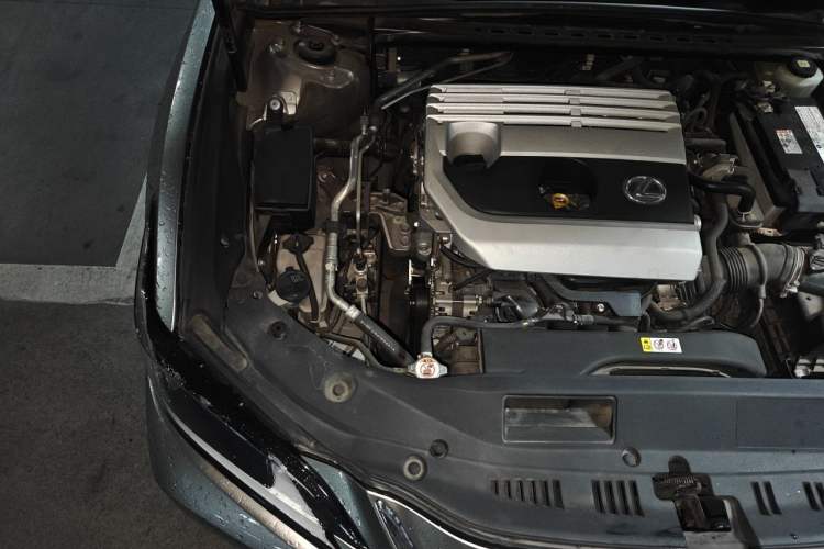 Used Lexus ES 2021 200 Excellence Edition Engine Bay Right