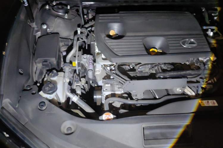Used Lexus ES 2021 260 F SPORT Engine Bay Right
