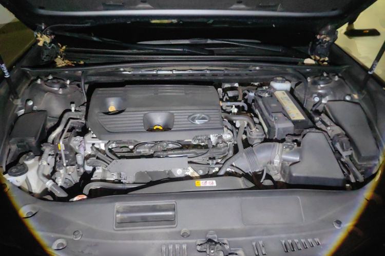 Used Lexus ES 2021 260 F SPORT Engine Bay