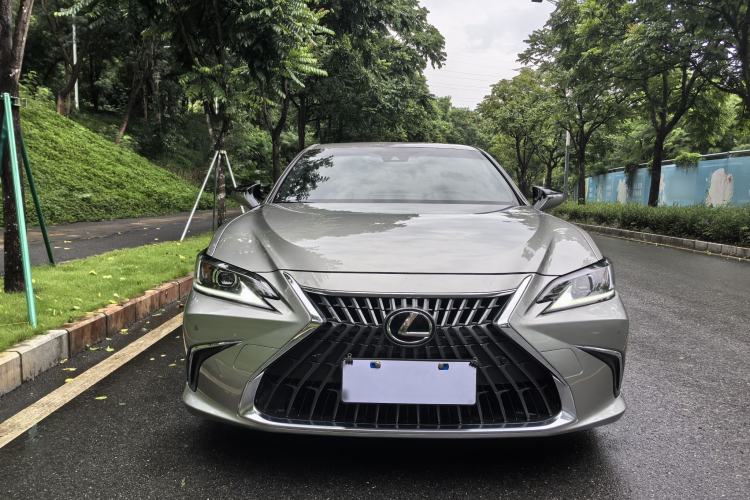 Used Lexus ES 2021 200 Luxury Edition Exterior 1