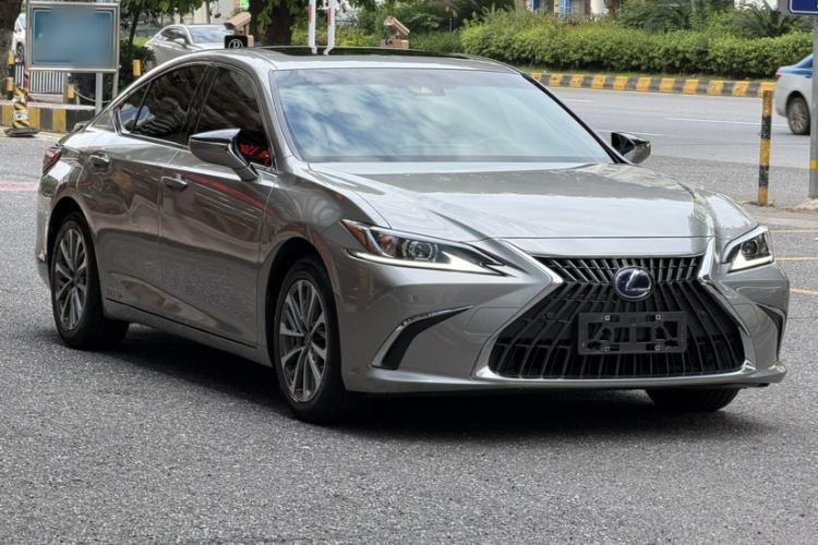 Used Lexus ES 2021 300h Excellence Edition Exterior 2