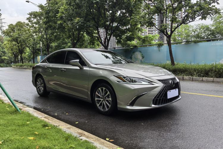 Used Lexus ES 2021 200 Luxury Edition Exterior 2