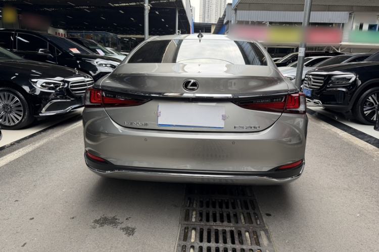Used Lexus ES 2021 200 Excellence Edition Exterior 2