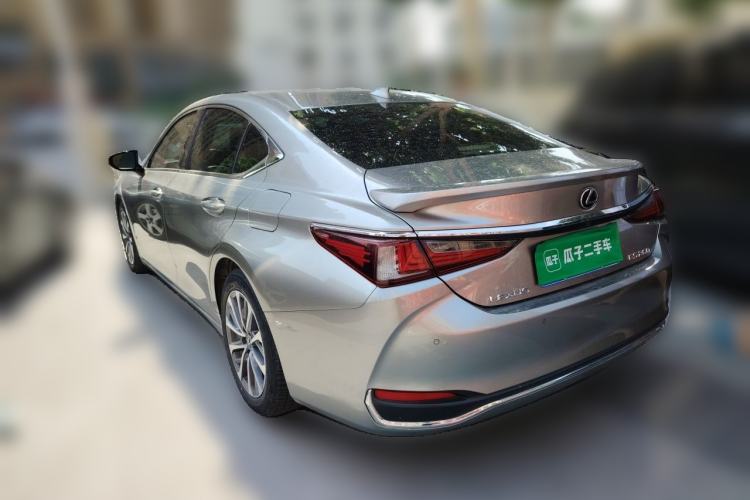 Used Lexus ES 2021 260 Excellence Edition Exterior 3