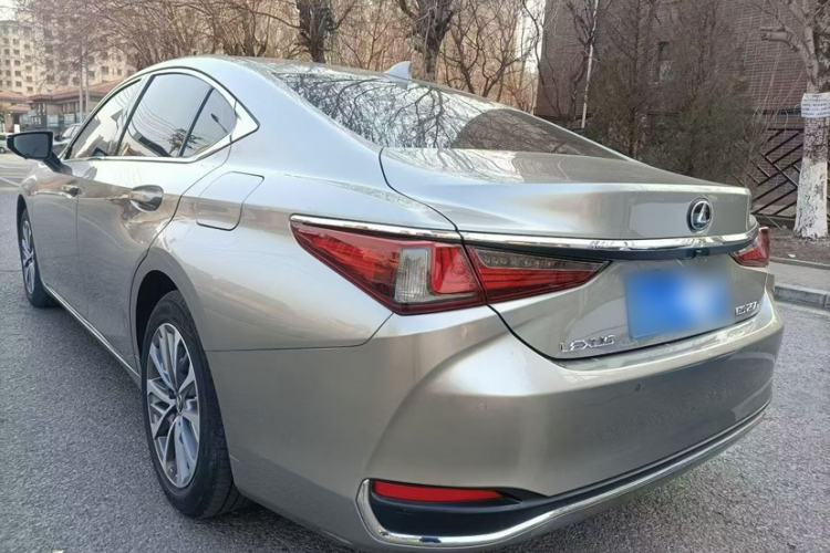 Used Lexus ES 2021 200 Excellence Edition Exterior 3