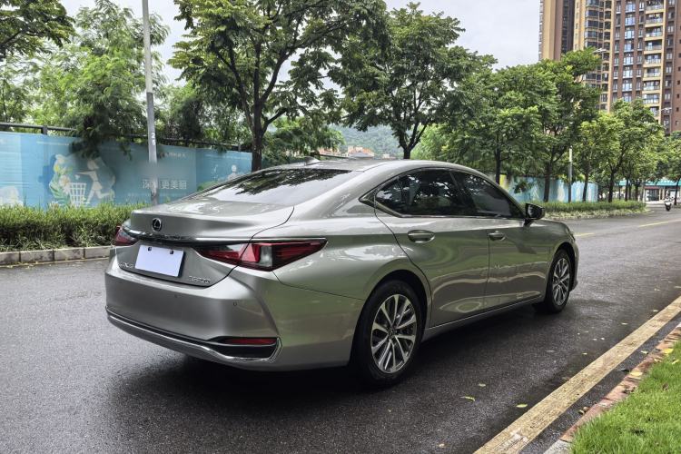 Used Lexus ES 2021 200 Luxury Edition Exterior 6