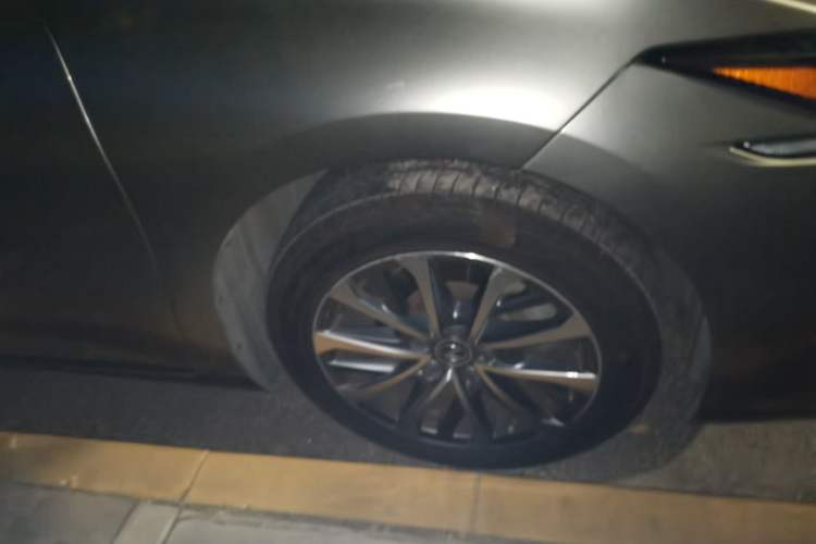 Used Lexus ES 2021 200 Excellence Edition Exterior 7