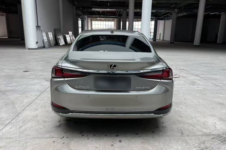 Used Lexus ES 2021 260 Excellence Edition Exterior 9