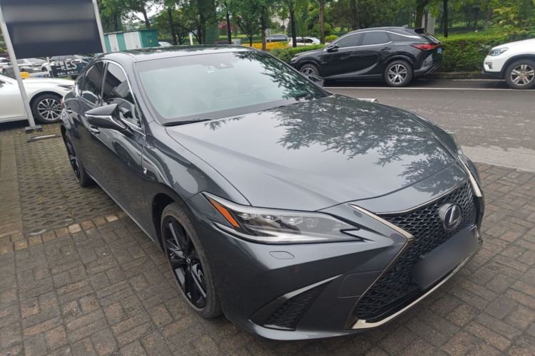 Used Lexus ES 2021 300h F SPORT Front Right 45 Deg