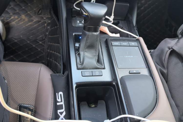 Used Lexus ES 2021 200 Excellence Edition Gear Lever