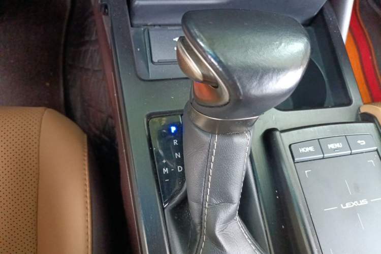Used Lexus ES 2021 200 Luxury Edition Gear Lever