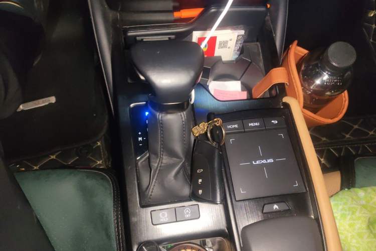 Used Lexus ES 2021 200 Excellence Edition Gear Lever