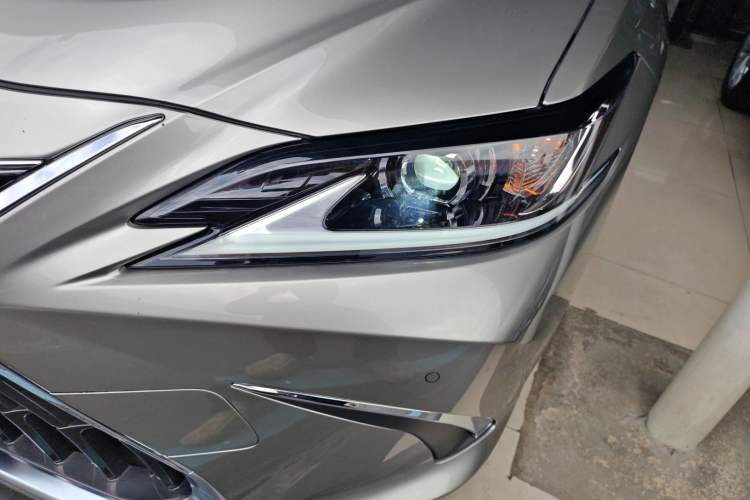 Used Lexus ES 2021 260 Excellence Edition Left Front Headlight