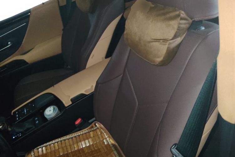 Used Lexus ES 2021 200 Excellence Edition Left Front Seat