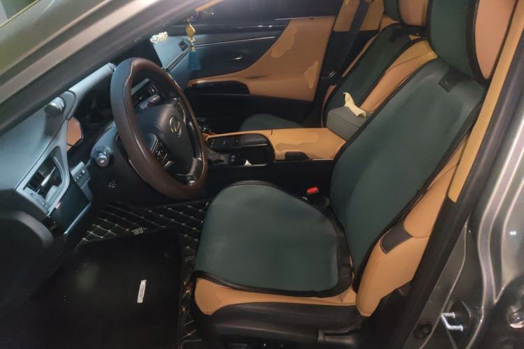 Used Lexus ES 2021 200 Excellence Edition Left Front Seat