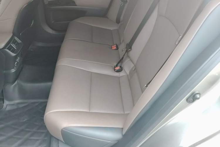 Used Lexus ES 2021 200 Excellence Edition Left Rear Seat