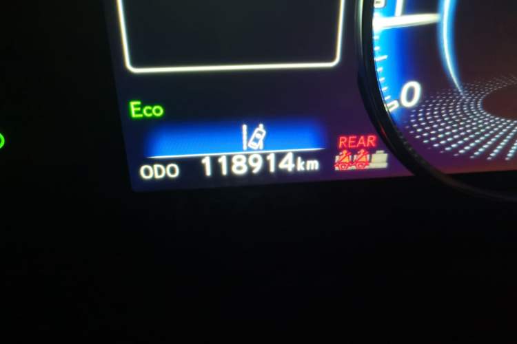 Used Lexus ES 2021 200 Excellence Edition Odometer Close Up